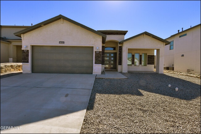 Building Photo - 12844 Giovanni Grajeda Ave