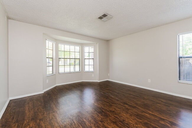 Building Photo - 13417 Utah Woods Ct