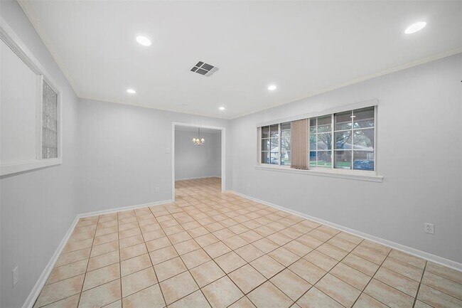 Building Photo - 5215 Cheena Dr