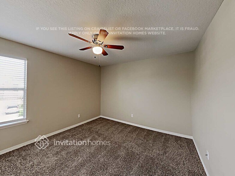 Building Photo - 2754 Stanwood Dr