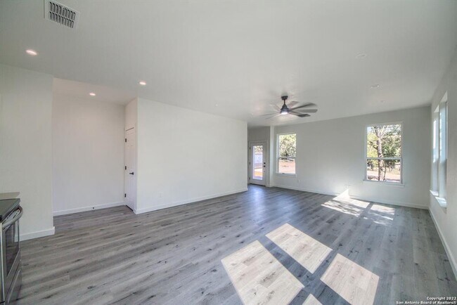 Building Photo - 2066 Dry Creek