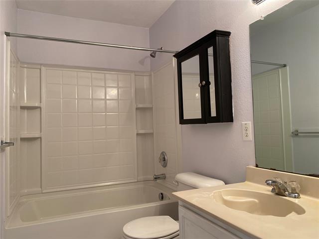 Building Photo - 3206 Lipizzan Dr