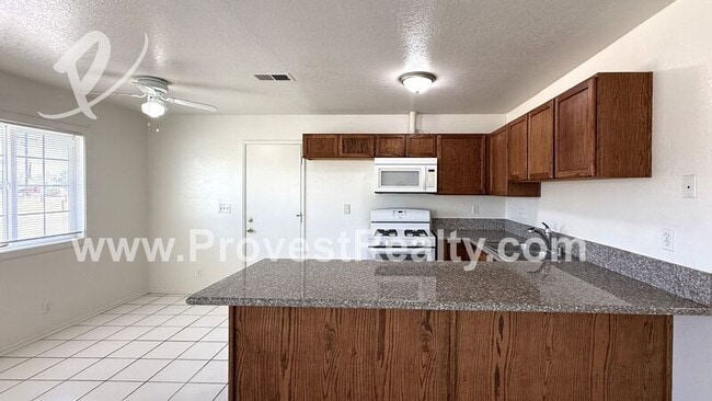 Building Photo - 12769 Kiowa Rd