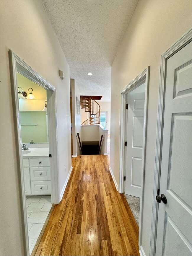 Building Photo - Bid-a-Wee Beach Gulf View -Long Term Rental!