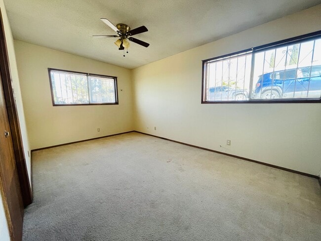 Building Photo - Westside 3 Bedroom 1.75 Bath