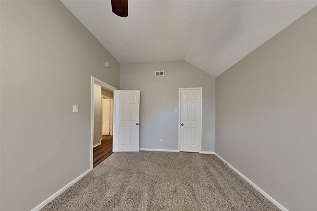 Building Photo - 9658 Therrell Dr