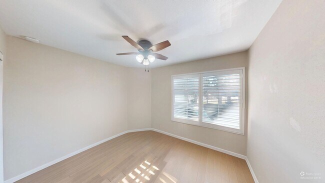 Building Photo - Beautiful 2-Bed/2-Bath Condo