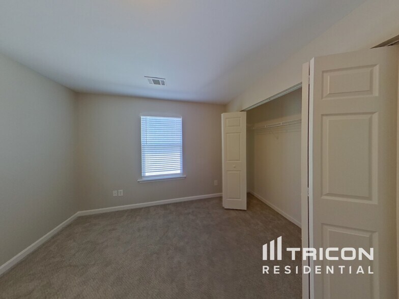 Building Photo - 3850 New Salem Ct
