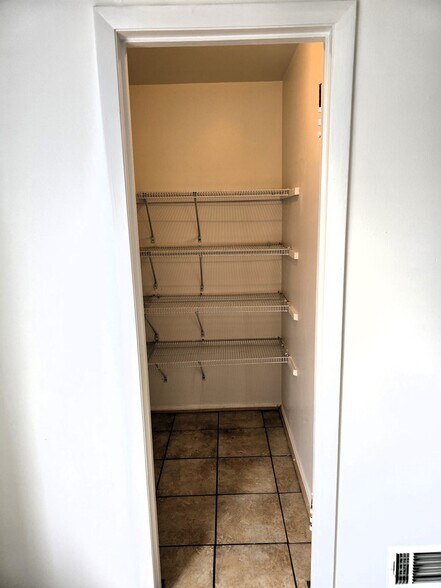 Building Photo - 2033 N Cameron St