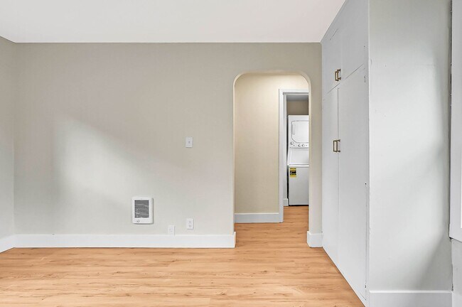 Building Photo - 19th - GPM351N-4