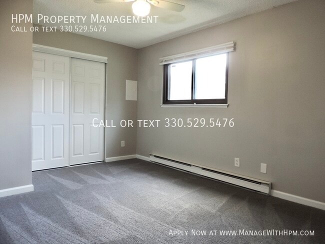 Building Photo - 1017 Howe Ave