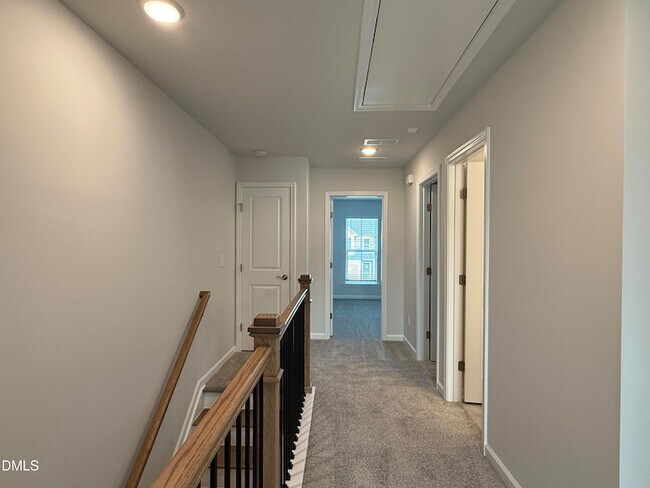 Building Photo - 5023 Reader Wy