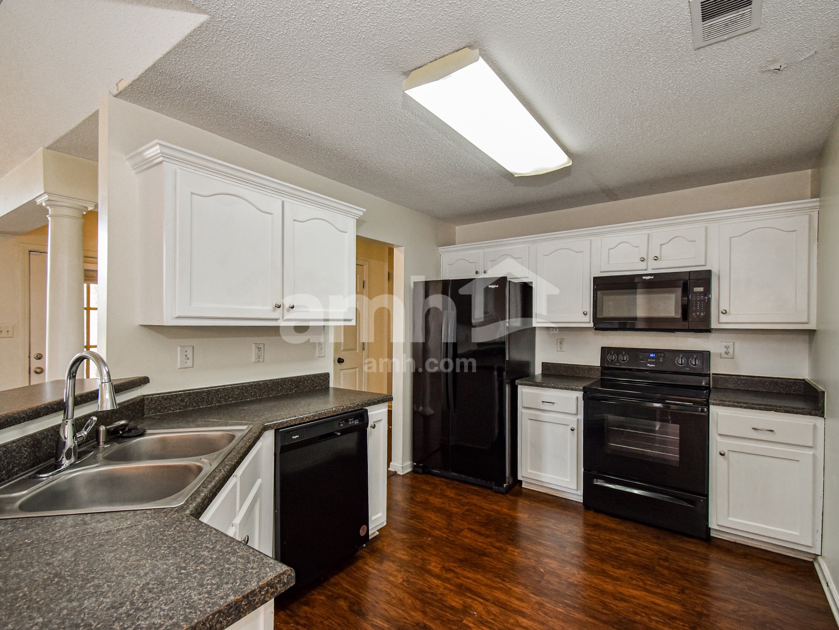 Building Photo - 4288 Genevieve Dr