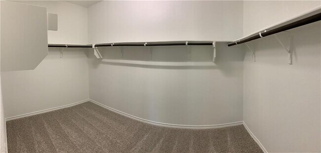 Building Photo - 1317 Ambler Dr