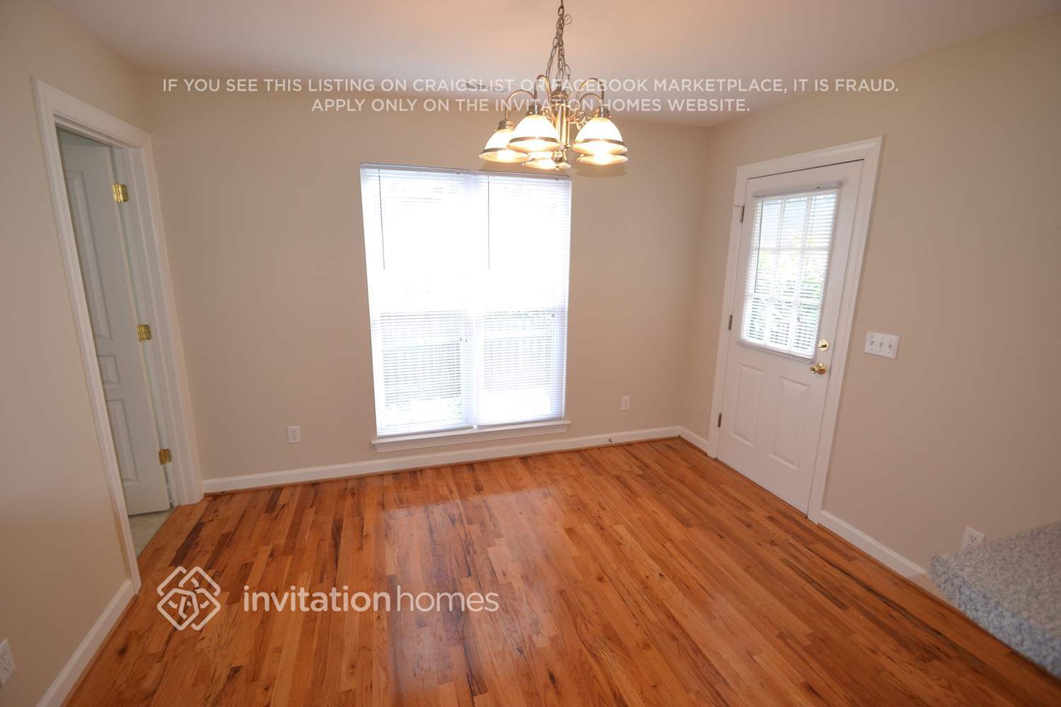 Building Photo - 1807 Chantilly Ln