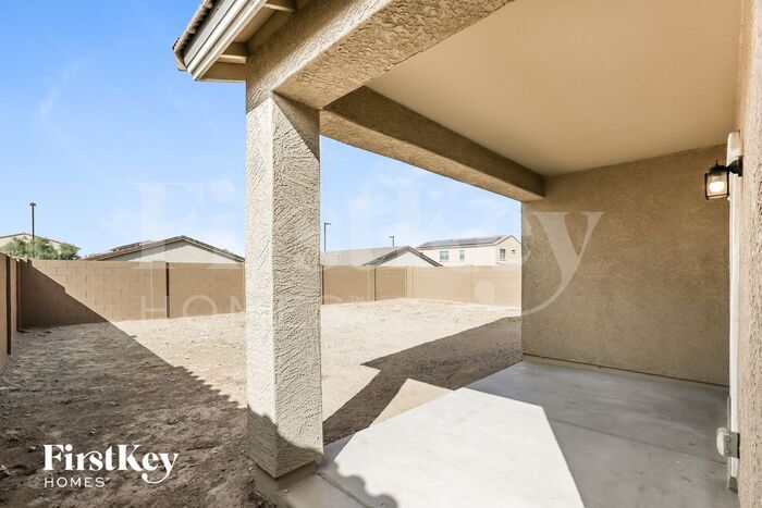 Building Photo - 21385 W Monte Vista Rd