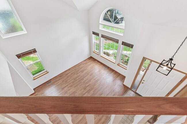 Building Photo - 12756 Utica Cir
