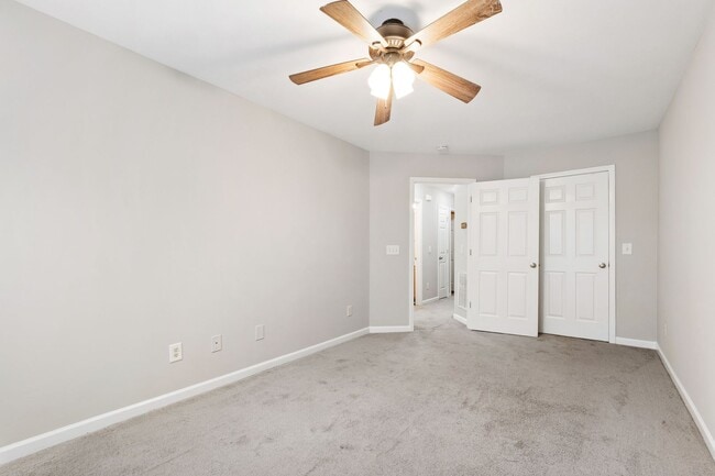 Building Photo - Raleigh Retreat: Modern 3BR Townhome with ...