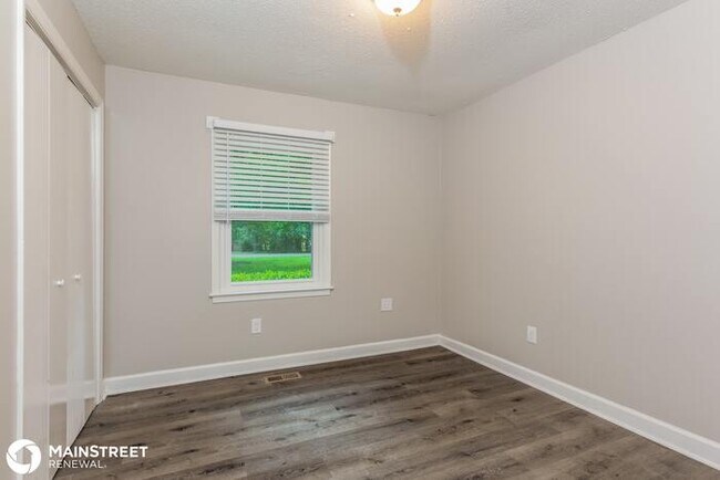 Building Photo - 5702 Willow Dr, Durham, NC 27712