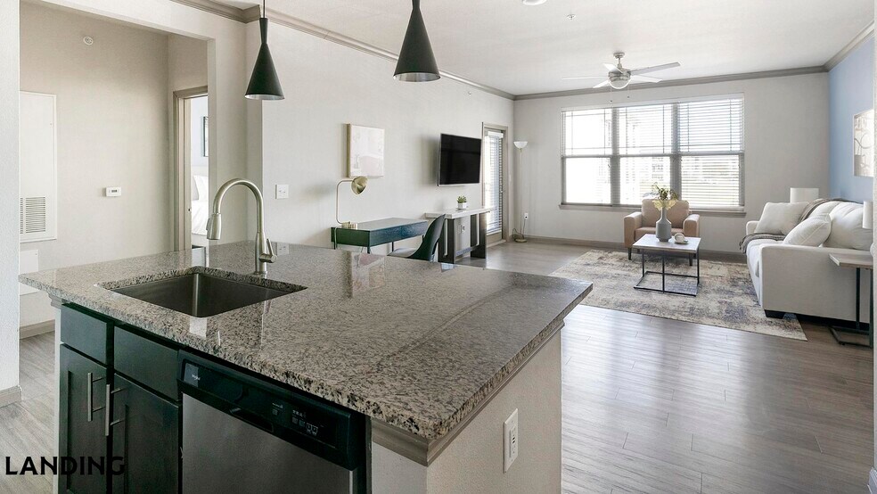 Building Photo - 99 W Cedar Bayou Lynchburg Rd