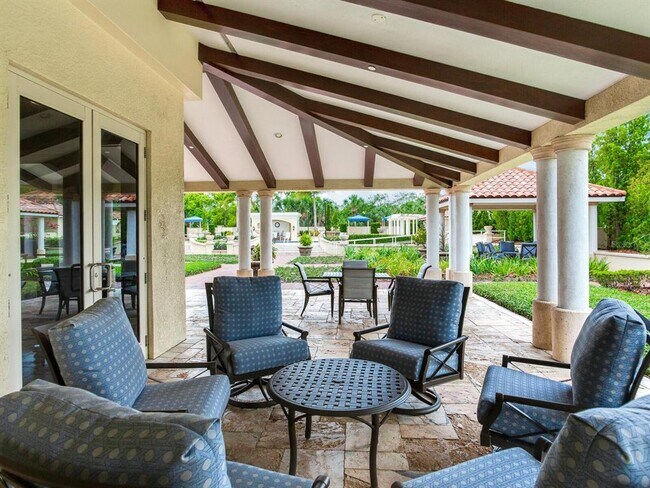 Building Photo - 4201 Bayshore Blvd