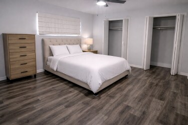 Building Photo - 8604 Baltimore Dr