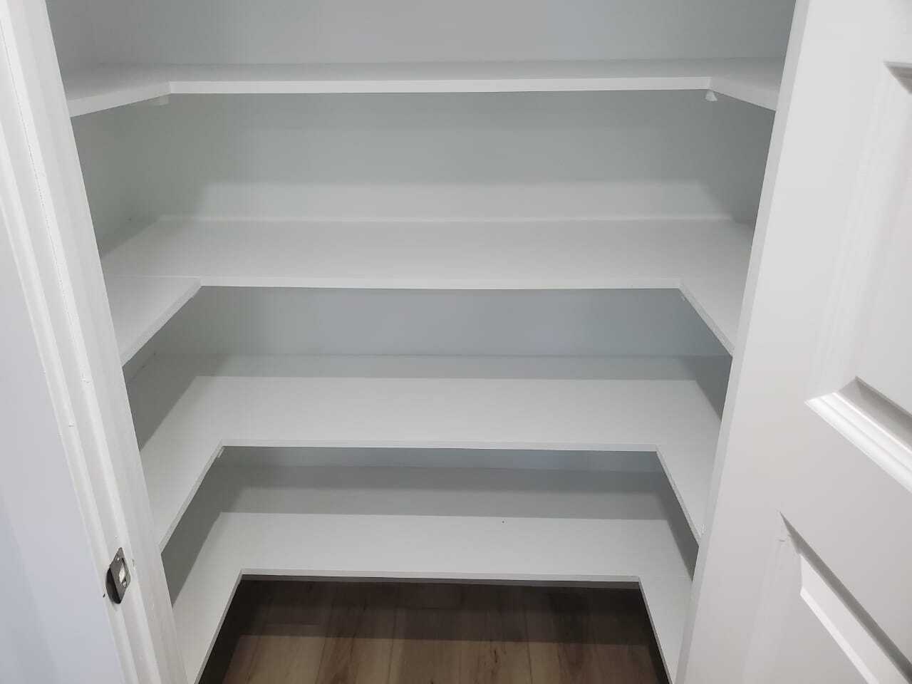 Building Photo - 704 N Bennedict Dr