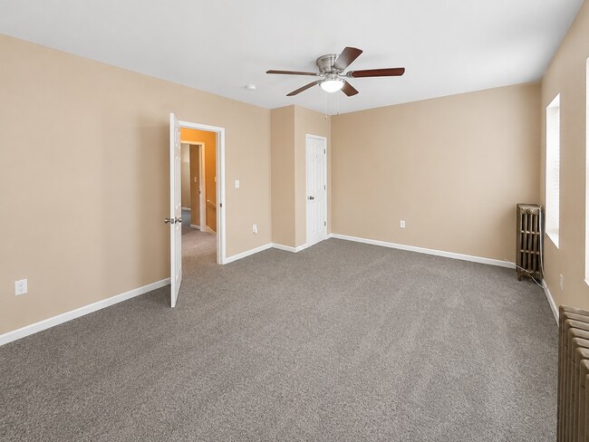 Building Photo - Beautifully Charming 3 Bedroom Home Available Now in Baltimore