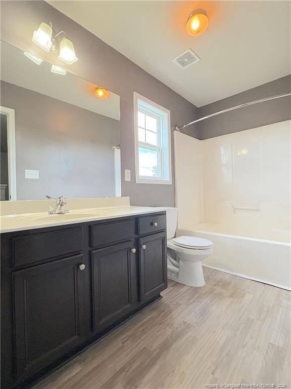 Building Photo - 260 Trenton Pl