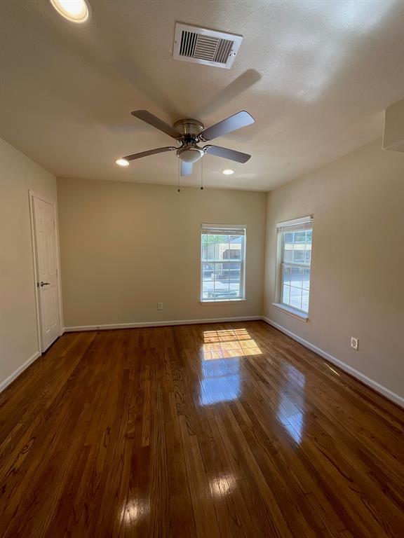 Building Photo - 2511 Shakespeare St