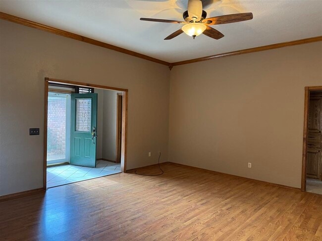 Building Photo - 1506 SW 69th St