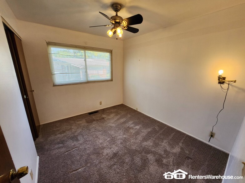 Building Photo - 3125 Brookshire Dr