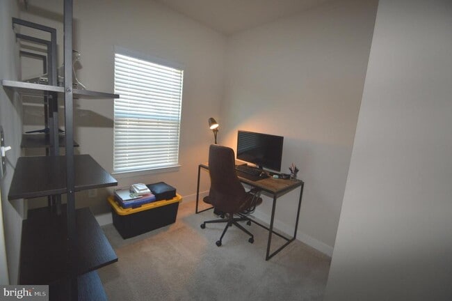 Building Photo - 13943 Airfoil Rd