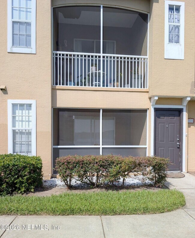 Building Photo - 3938 Hendricks Ave