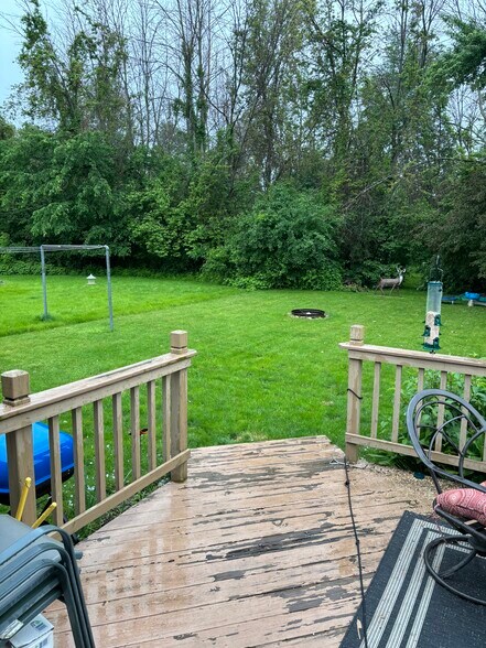 Building Photo - 2059 Schanock Dr