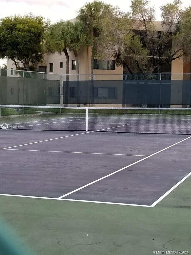 Building Photo - 8005 SW 107th Ave