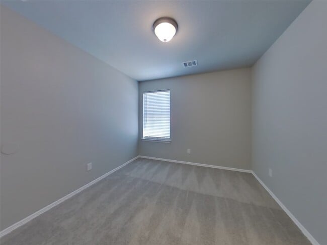 Building Photo - 40807 Mostyn Hill Dr