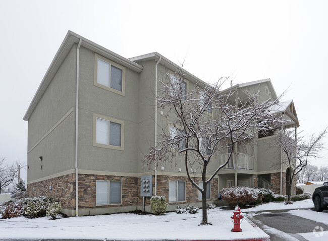 Autumn Hills Apartments - Layton, UT | Apartment Finder