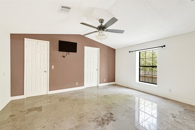 Building Photo - 509 Joan Of Arc Dr