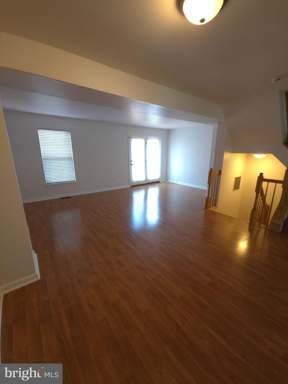 Building Photo - 4703 Colonnade Way