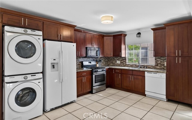 Building Photo - 4533 Saturn St