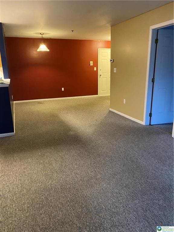 Primary Photo - 207 Canal Park