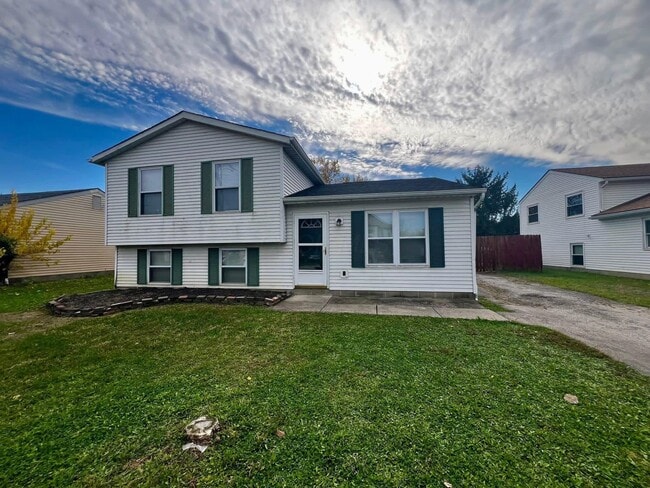 Building Photo - 1597 Rock Creek Dr