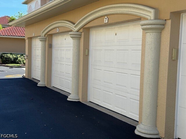 Building Photo - 1502 SW 50th St