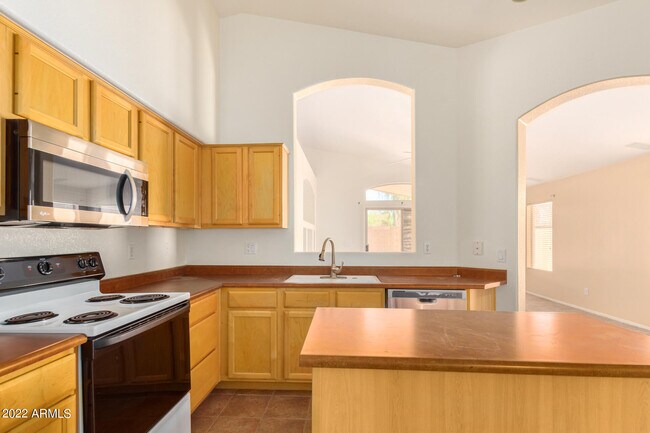 Building Photo - 7304 W Irma Ln