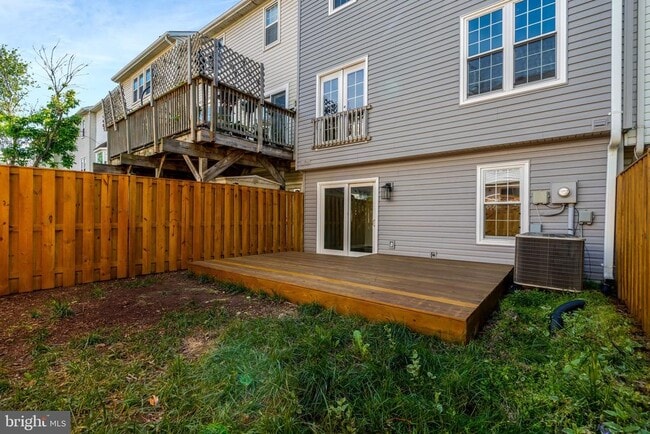 Building Photo - 8478 Battle Ct