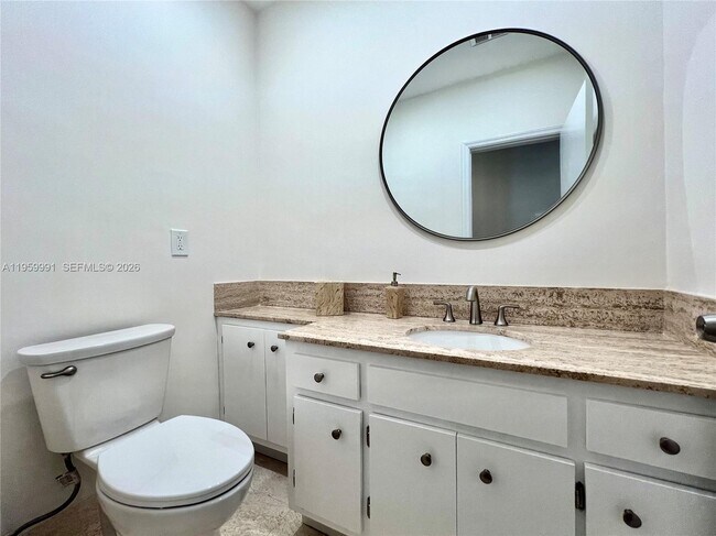 Building Photo - 4350 Palmarito St