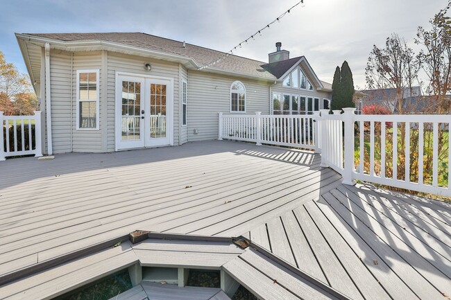 Building Photo - 3 Bedroom, 2 Bath House in Edwardsville