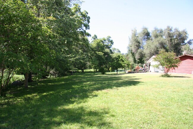 Building Photo - Equestrian Property & Country Living in the Heart of Folsom