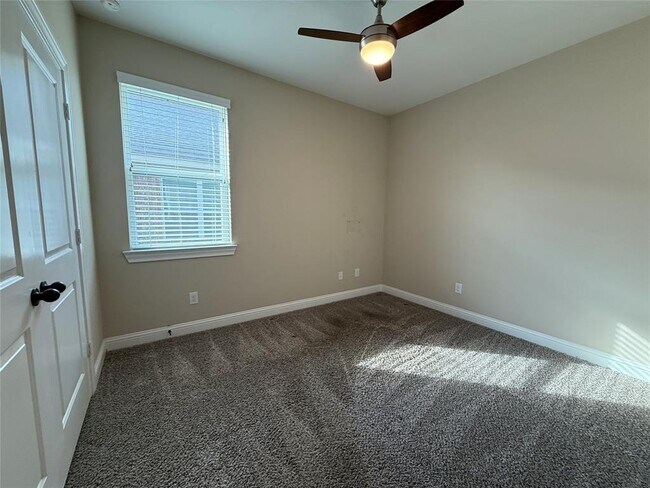 Building Photo - 19070 Minero Ln